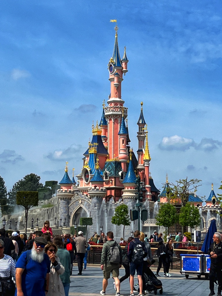 2.5.2022 - Disneyland Paříž a táta v nemocnici