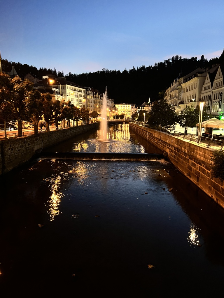 29.9.2023 - Výlet do karlových Varů a Peťánkův koncert