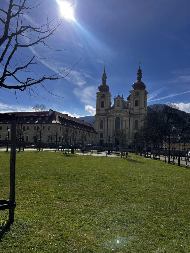 4.4.2026 - Kluci vyrazili na singltrek a my s amí jeli do Huga