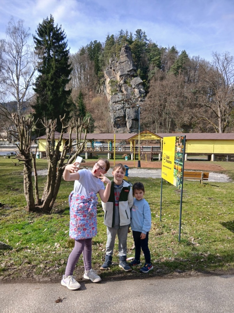 14.3.2026 - Děti jsou s babičkou na výletě v jeskyních