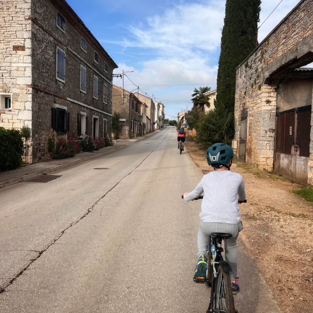 6.6.2026 - Na cyklovýletě a Amálka s babičkou
